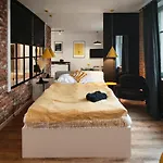 Konarskiego 33 Boutique Hotel