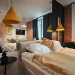 Konarskiego 33 Boutique