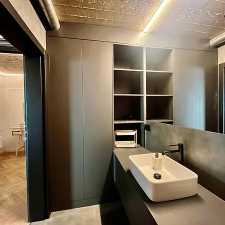 Konarskiego 33 Boutique Отель