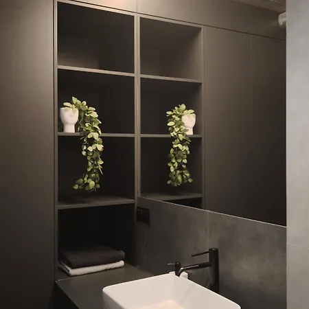 Отель Konarskiego 33 Boutique